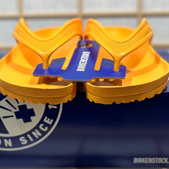 Birkenstock Honolulu EVA Flop Flops in Zinnia NWT - Picture 3 of 7